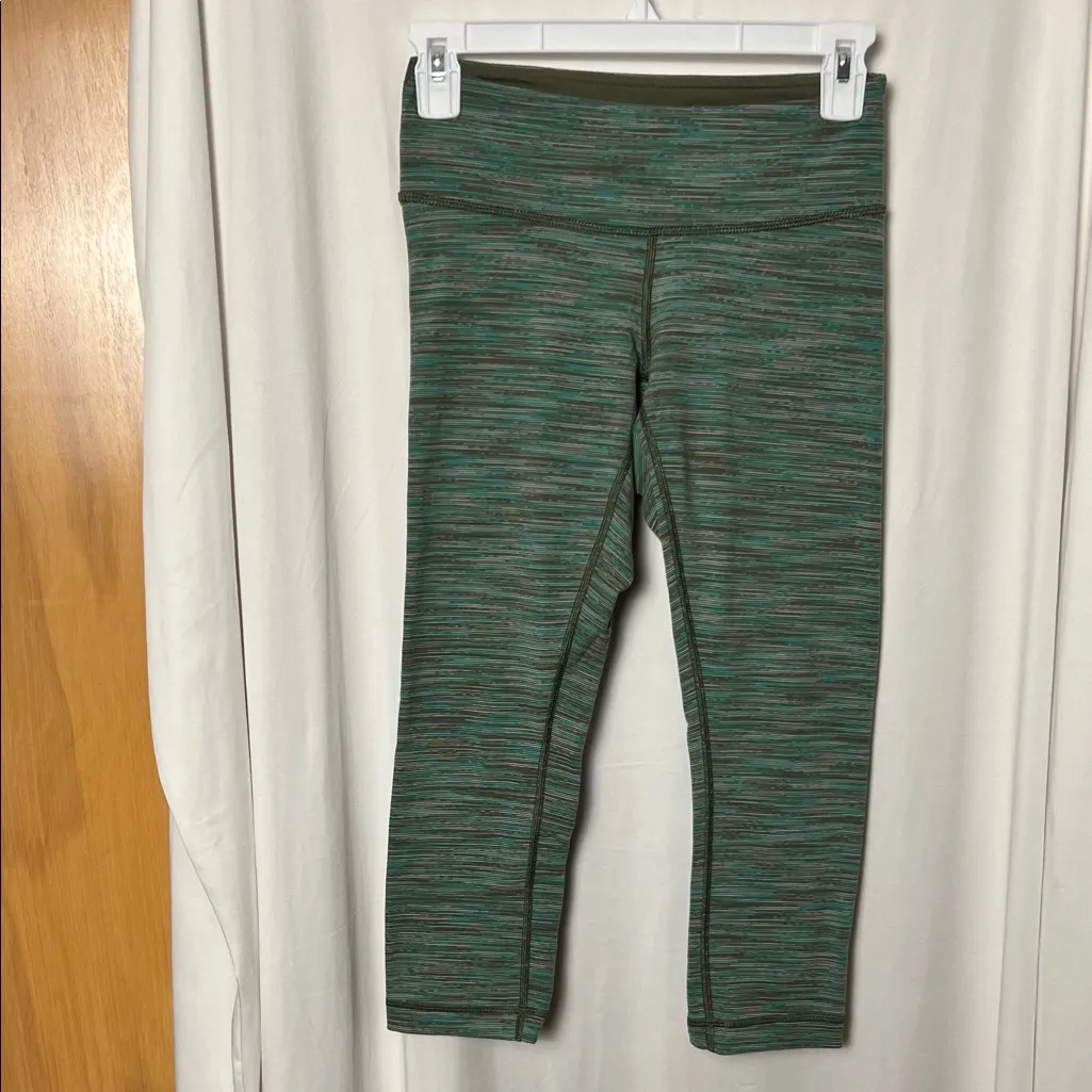 Lululemon Wunder Under Green Space Dye Crop Leggings Size 4 - Image 2