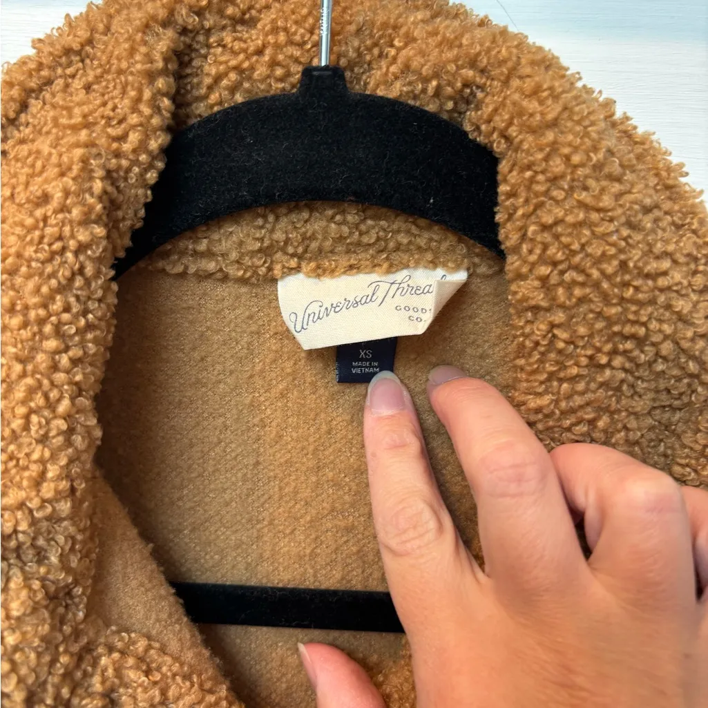 Universal Threads Universal Thread Teddy button down shirt - Image 2