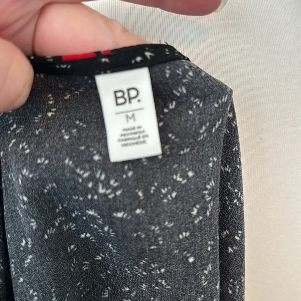 BP. Top Boxy Button Front Flare Sleeve Casual Floral Shirt Womens Medium - Image 4