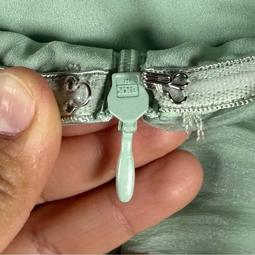 Fairytale design sage green organza strapless dress SZ:L - Image 10