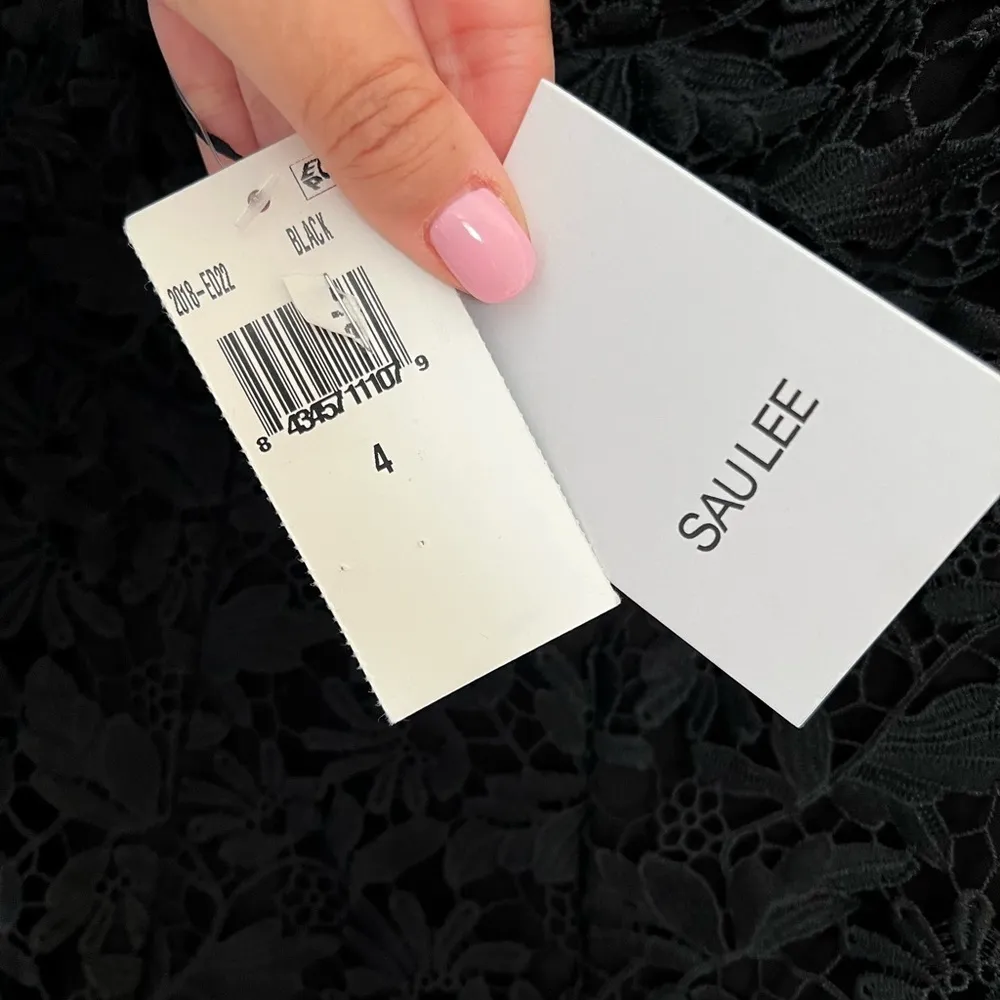 NWT SAU LEE Lace Off Shoulder Cocktail Black Asymmetric Midi Dress Sz 4 - Image 8