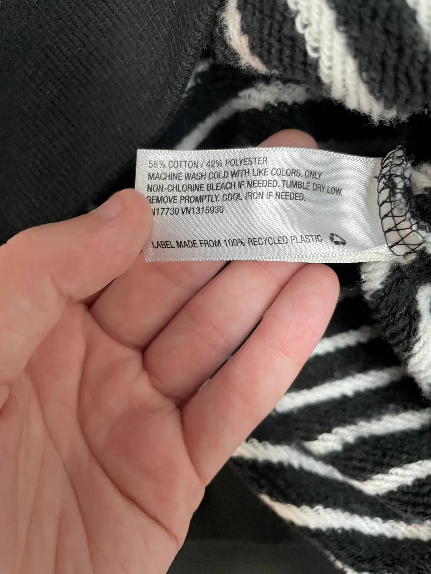 Stripe V Neck Sweater - Image 4