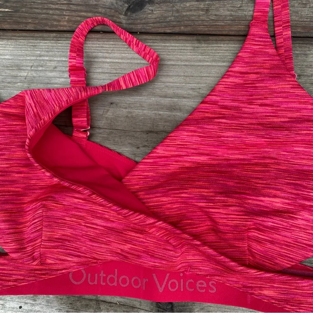 Outdoor Voices Sports Bra with Side and Back Cut Out Size S NWT - Image 6