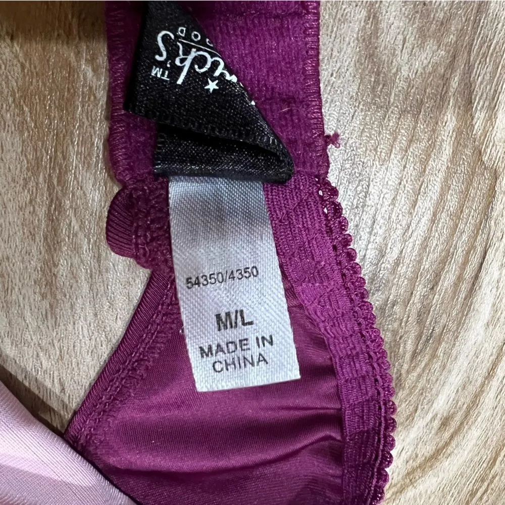 Fredericks of Hollywood Lace Garter Belt Women’s Medium/Large - Image 4