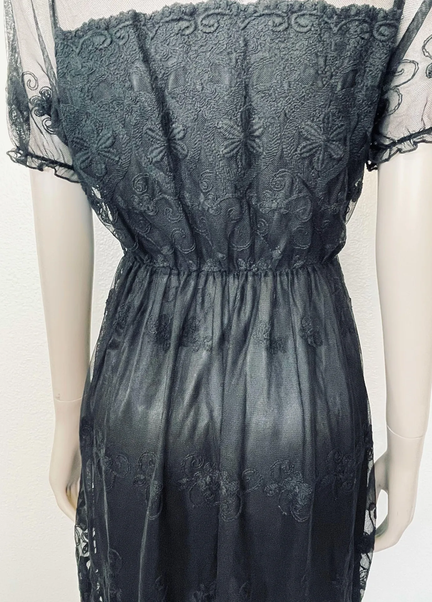 Pinkyotto Black Lace Overlay Dress - Image 6