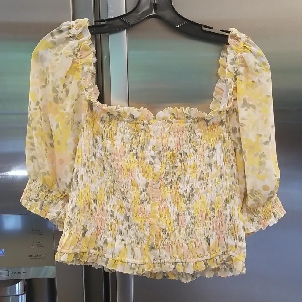 💕ASTR💕 Floral Smocked Half Sleeve Top ~ Yellow Pink Floral Print Large L NWT - Image 12