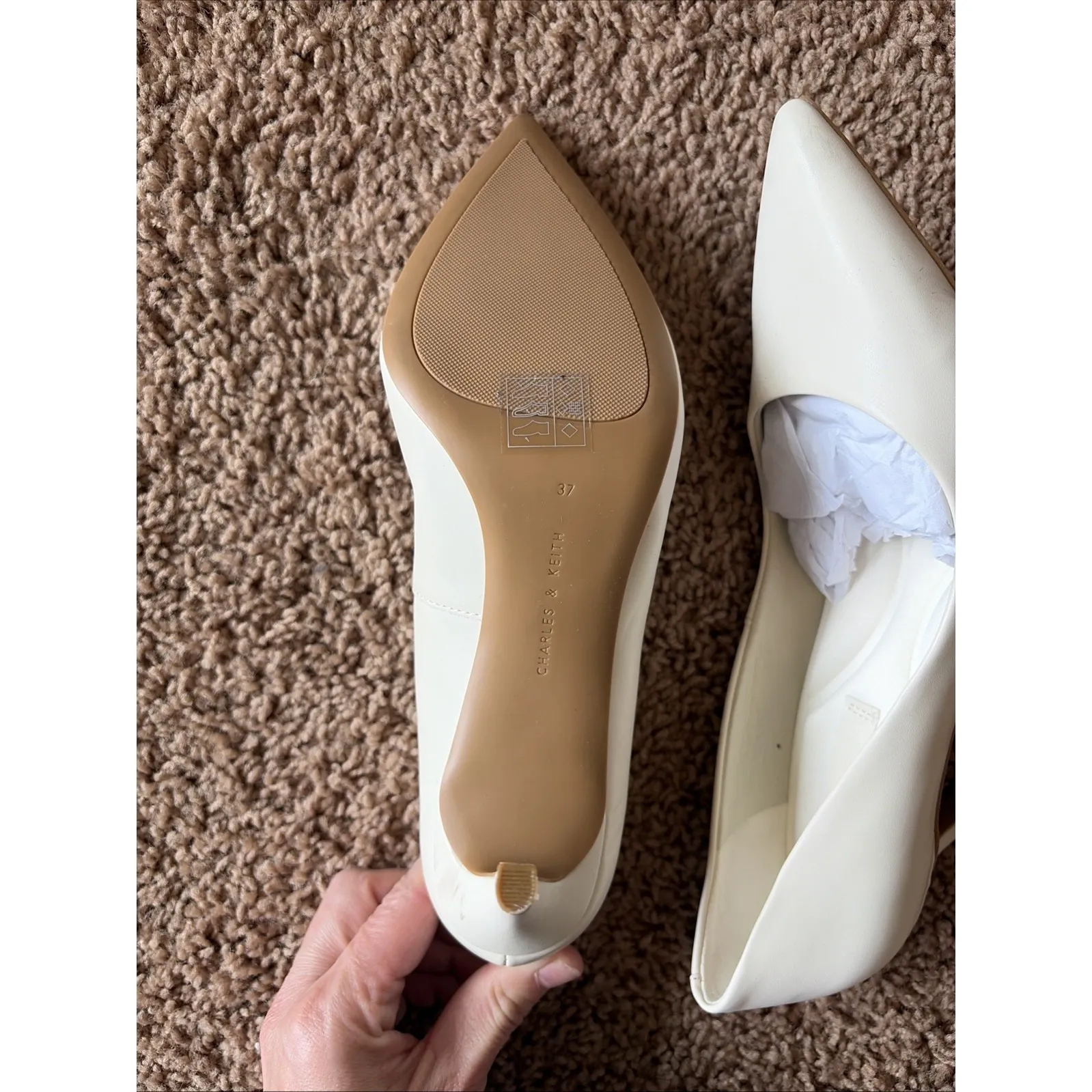 Charles & Keith Ivory Cream Classic Neutral Leather Heels Womens 37 US Womens 7 - Image 13