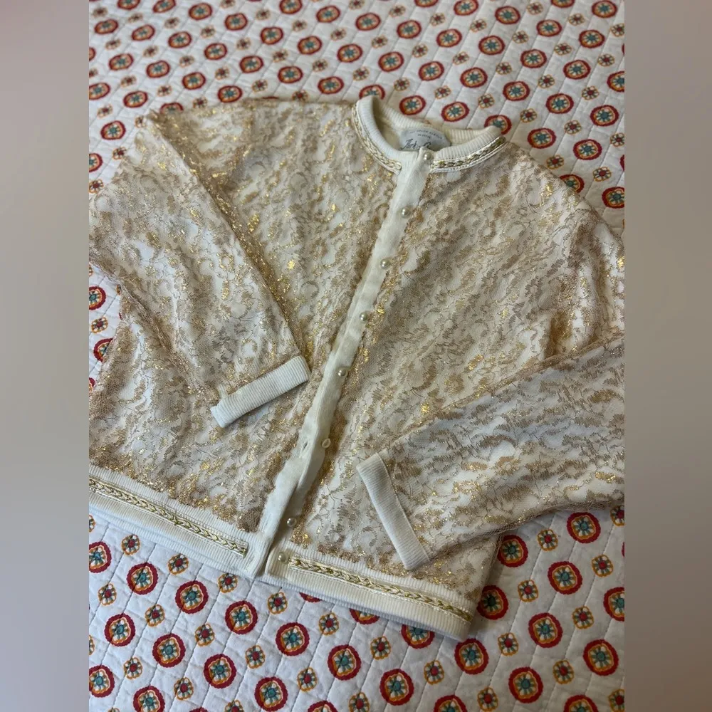 EUC Vintage 60s Metallic Gold Lace Cardigan Sweater Size Small Holiday - Image 3