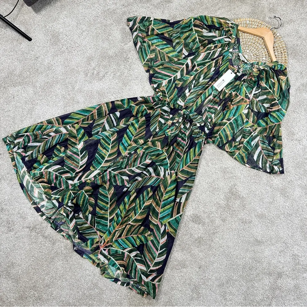 NWT Molly Bracken Bat Sleeve Dress Plant Pattern Tropical Beachy Green Aloha S - Image 4