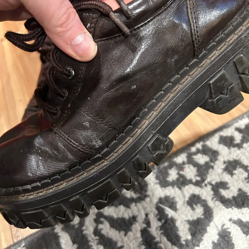 Candies Dark Brown Leather Platform 90s Oxfords Shoes Size 9 - Image 3