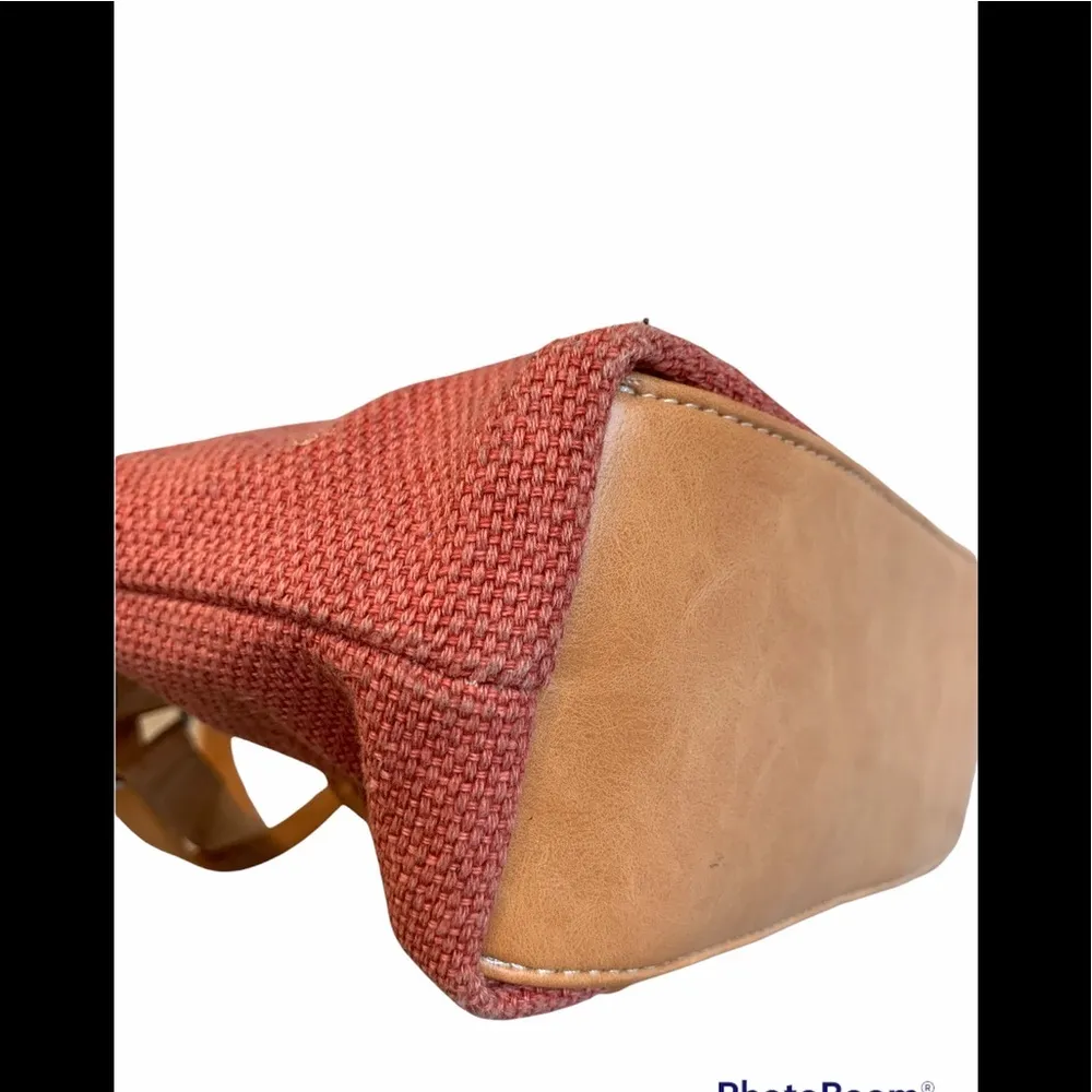 Stone Mountain Coral Fabric/Leather Shoulder Bag - Image 8