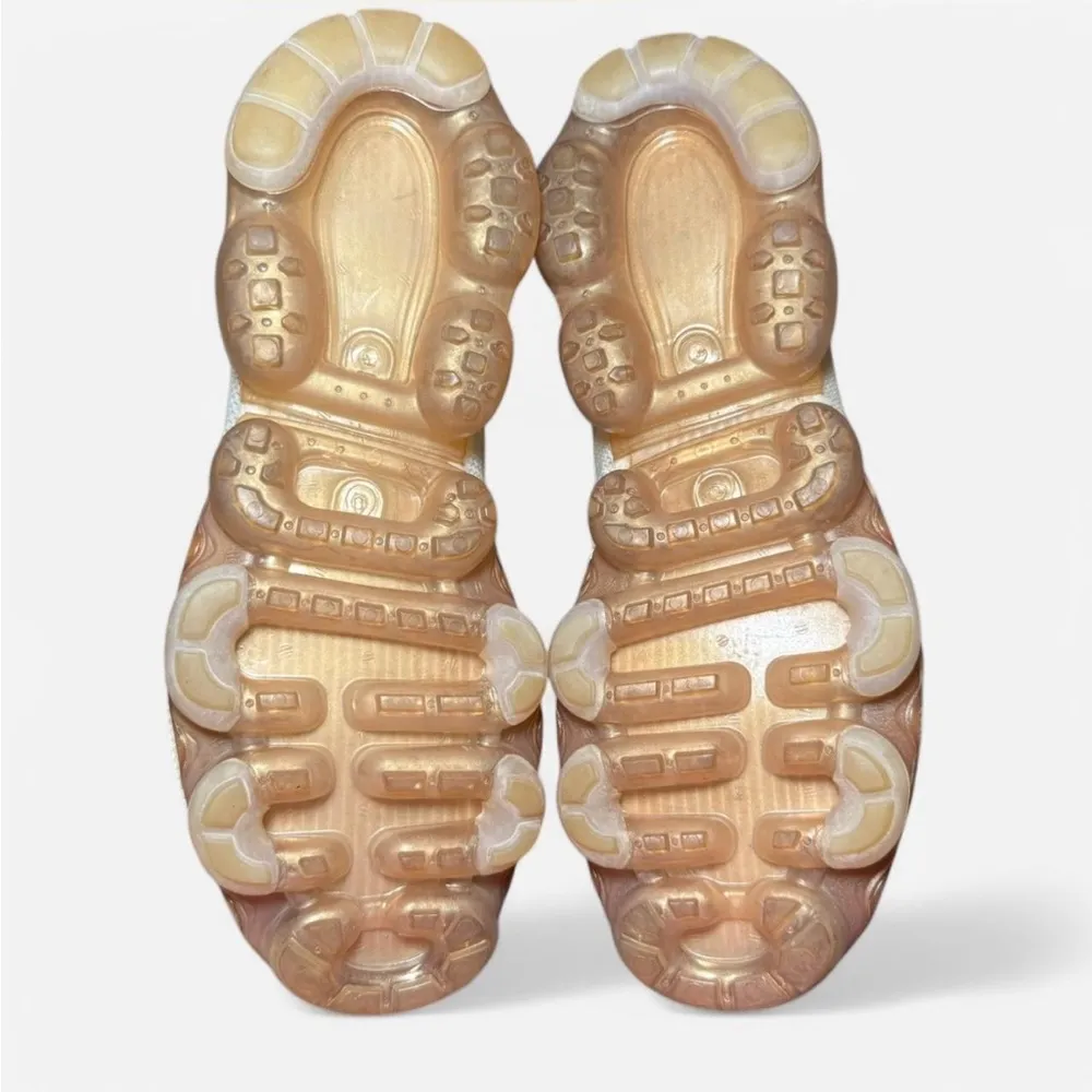 Nike women’s 2019 Air Vapormax Athletic shoes size 8.5 - Image 5