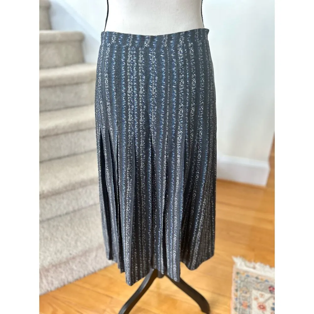 Vintage 70s Elizabeth Arden Silk Pleated Navy & Gray Midi Skirt - Image 3