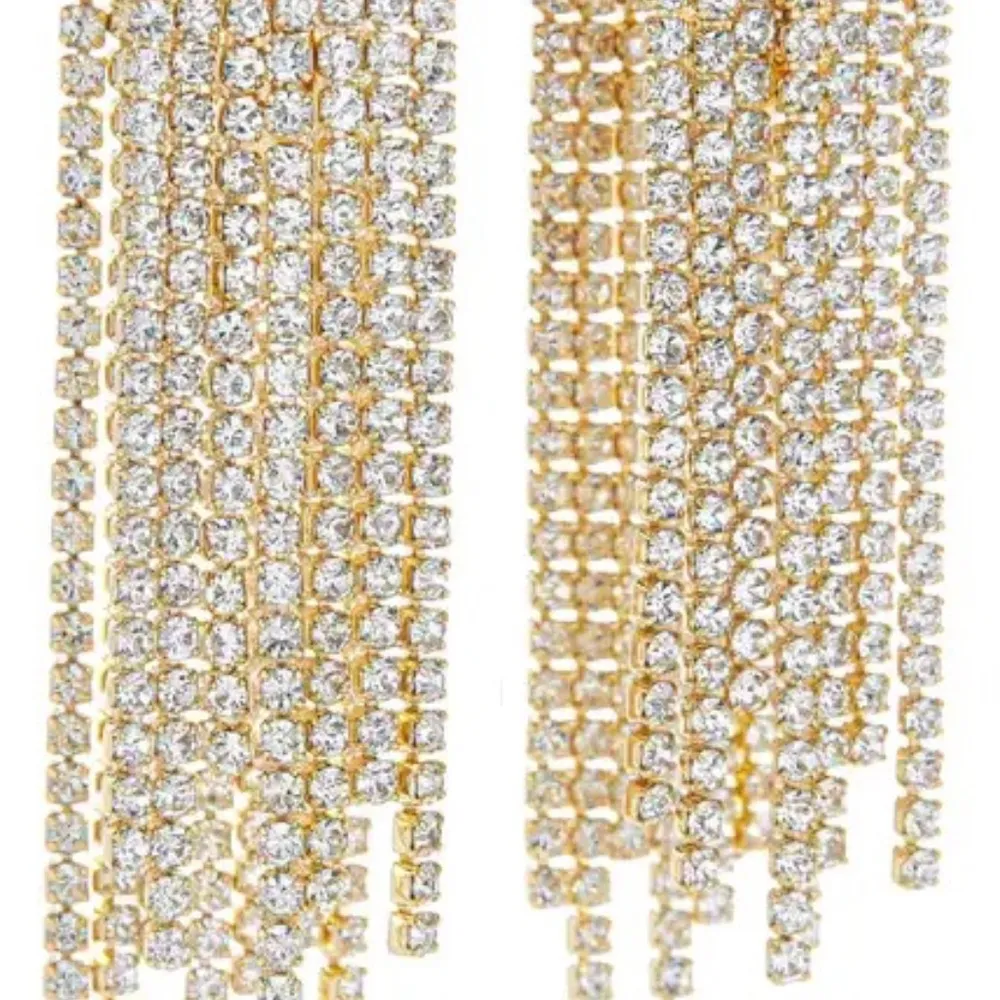 NWT BaubleBar Cupchain Huggie Fringe Drop Earrings, Goldstone/Cubic Zirconia - Image 2