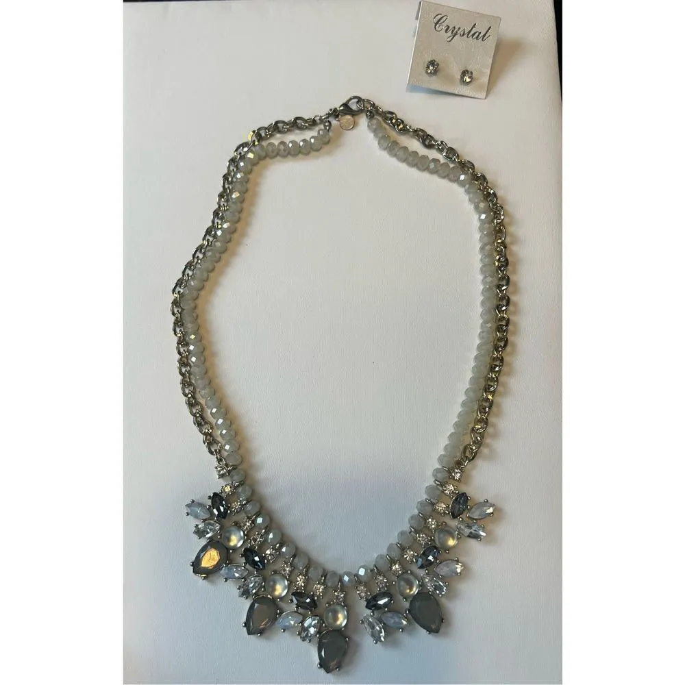 Vintage olive green Rhinestone Crystal Jeweled Bib Collar Necklace & crystal ear - Image 8