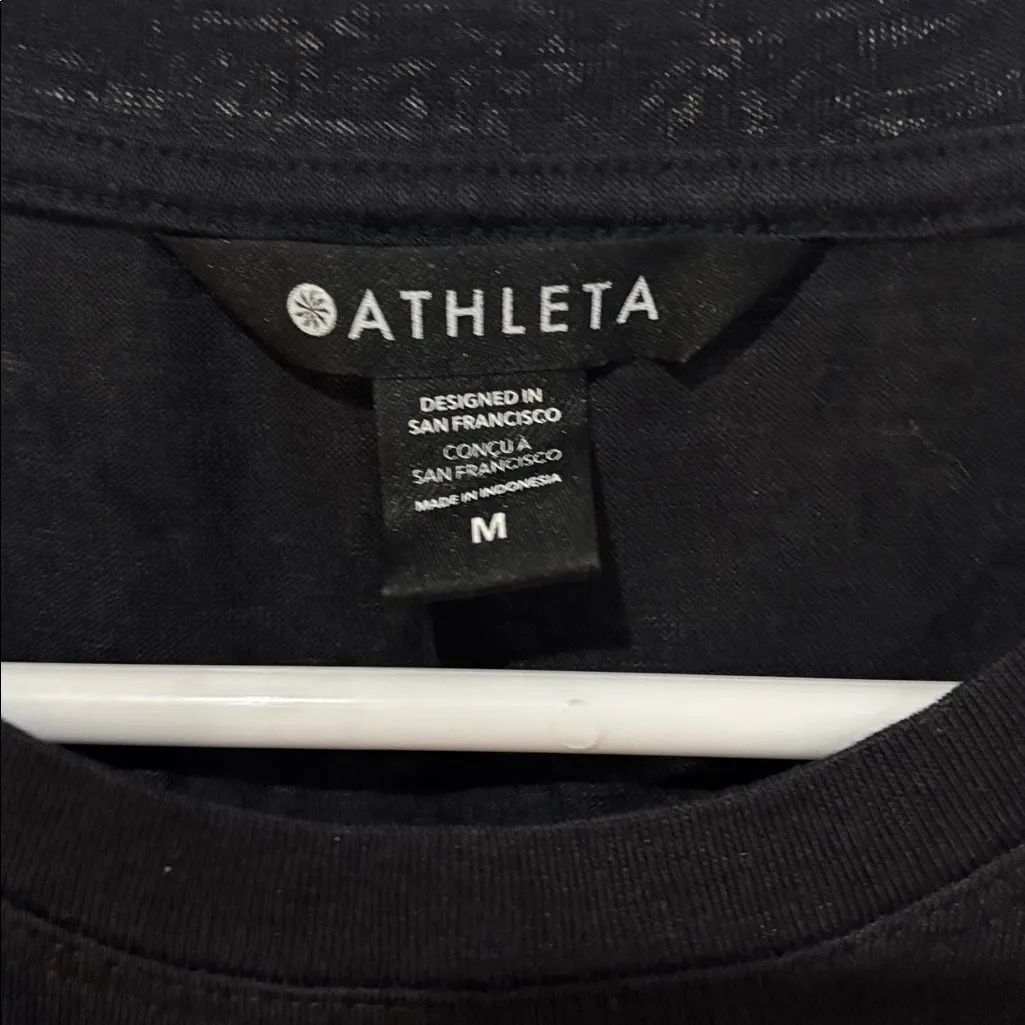 Athleta Women's Classic Black Muscle Tee - Image 2