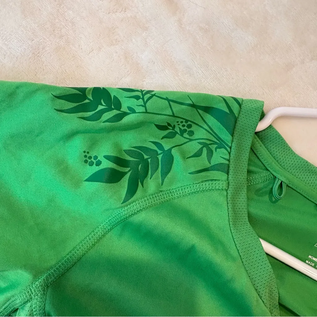 North Face Women’s Green Quarter Zip Performance T-Shirt Running Cycling Small - Image 5