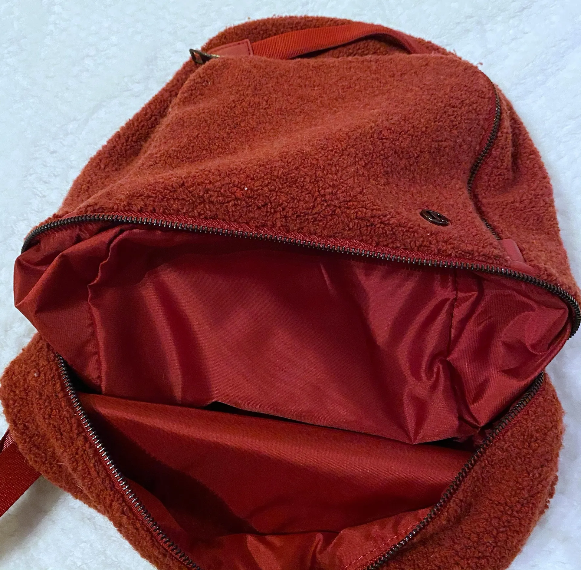 Lululemon City Adventurer Mini Sherpa Backpack - Image 3