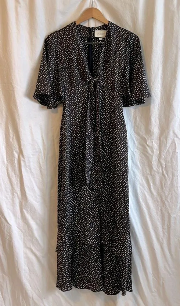 Alexis NWOT Kasany Blue Polka Dot Flowy Neck Tie Flutter Sleeve Midi Dress - Image 2