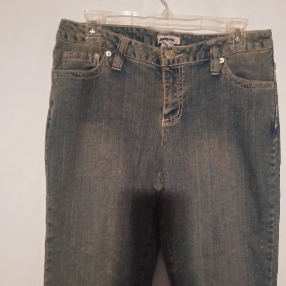 SO  34 13S Light Flap Button Pocket Flare Jeans - Image 3