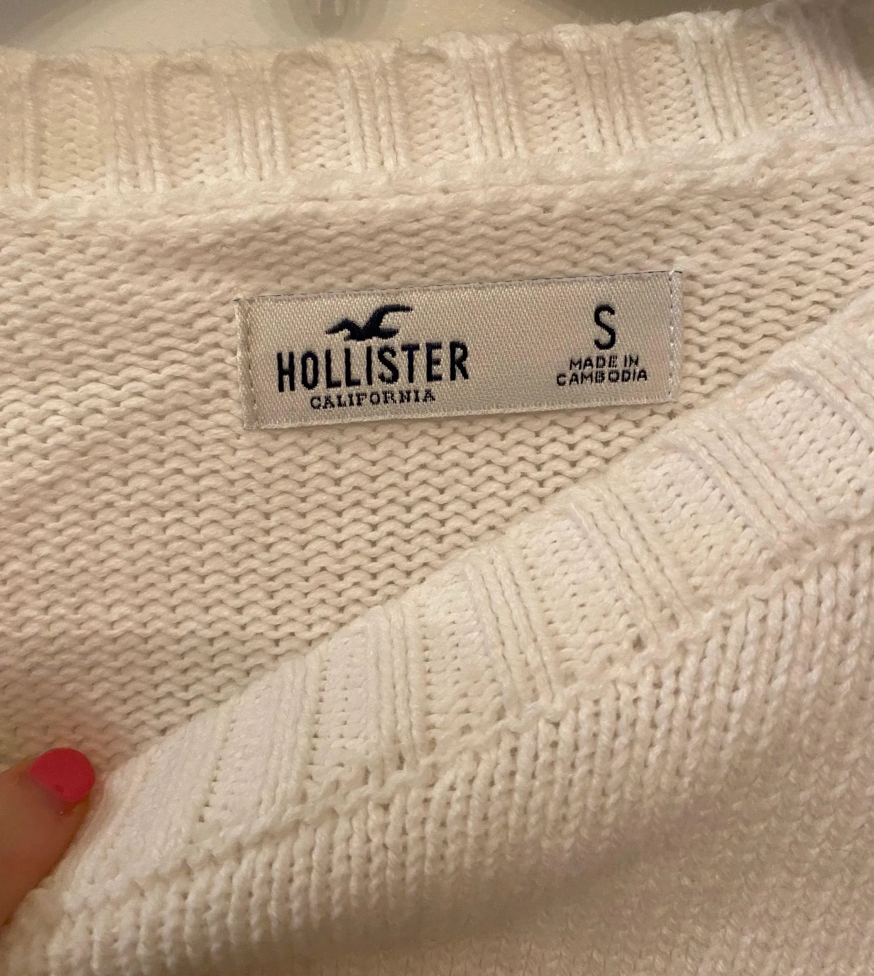 Hollister White  Cropped Sweater - Image 3