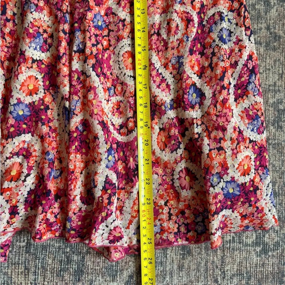 Trina Turk 100% Silk Floral Prink Skirt Size 10 - Image 9