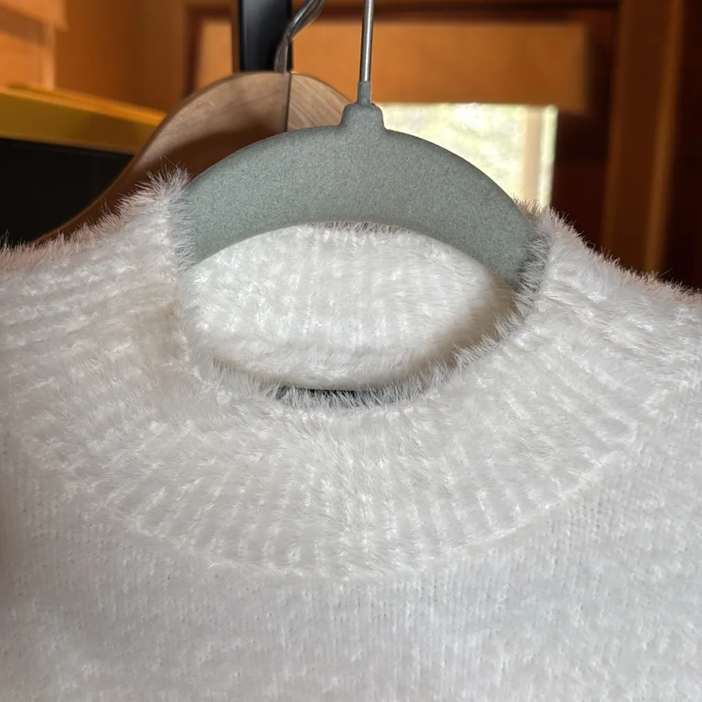 NWT Wild Fable Mock Neck Fuzzy Pullover Sweater Multicolor Neutral Size Small - Image 8