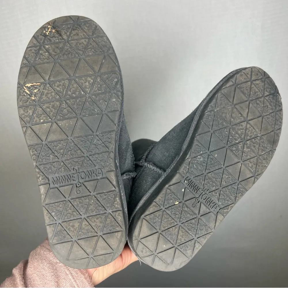 Minnetonka | Woman’s Grey Classic Boot 6 Minnetonka Women's 80060 - Olympia Boot - Image 5