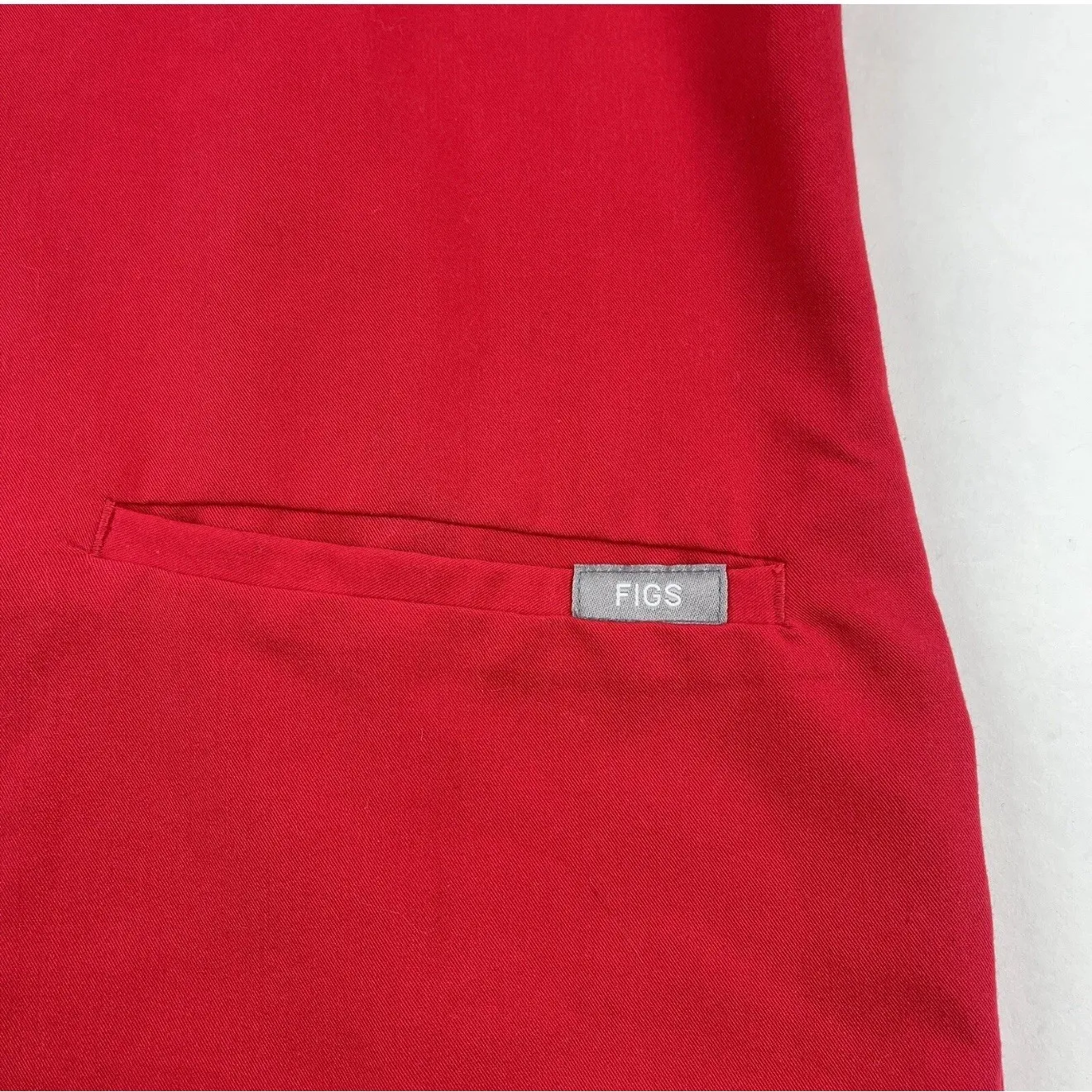 Figs Technical Collection Scrub Top Womens XSmall Red Pockets - Image 8