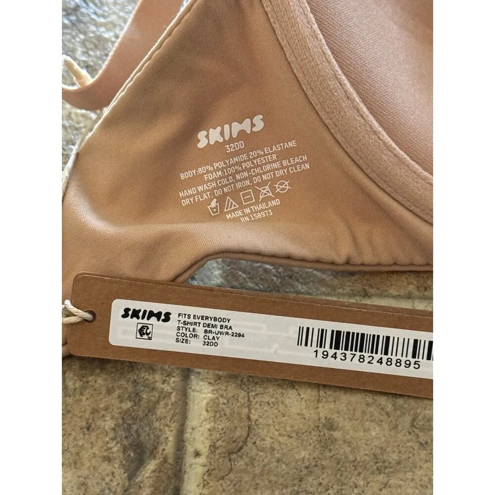 Skims Fits Everybody T-shirt Demi Bra Clay 32DD - Image 7
