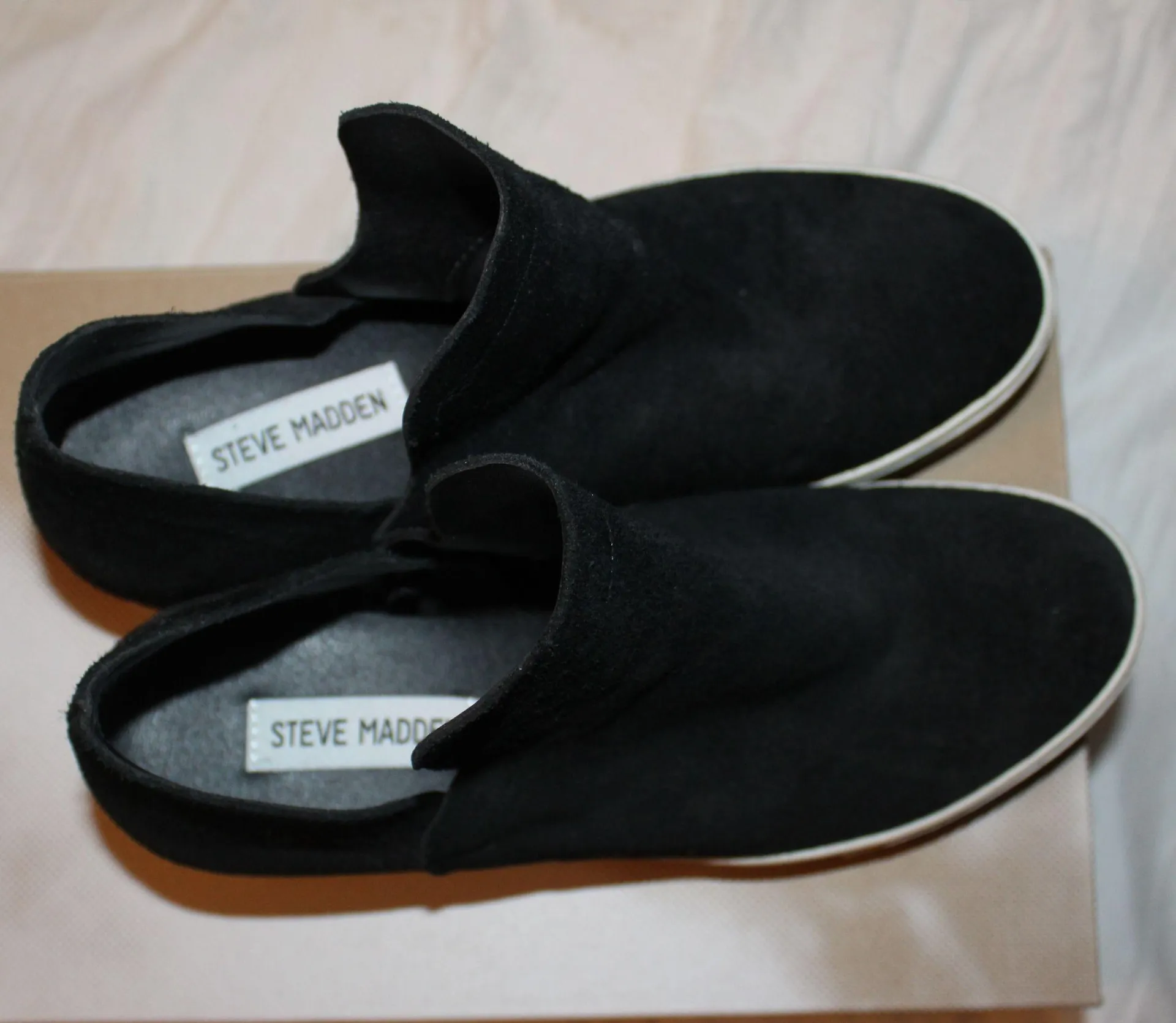 Wedge Sneaker - Image 4