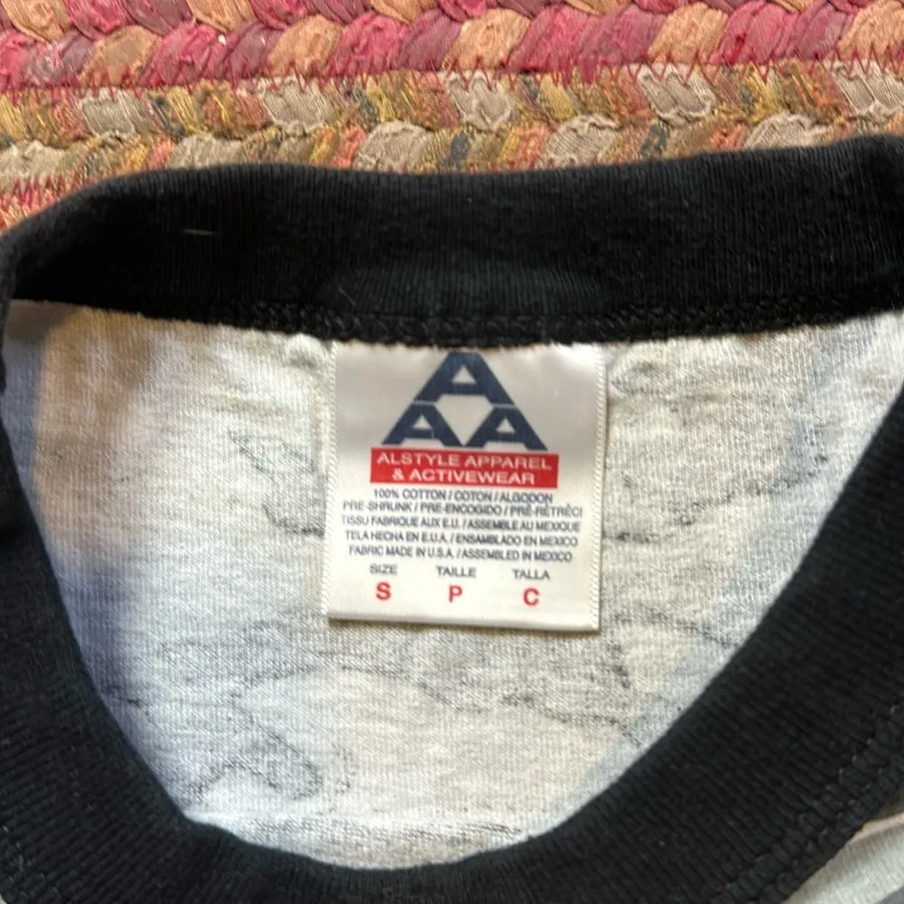 ALASKA WHITE SNOW CAMO CUT OFF CROP TEE Black - Image 2