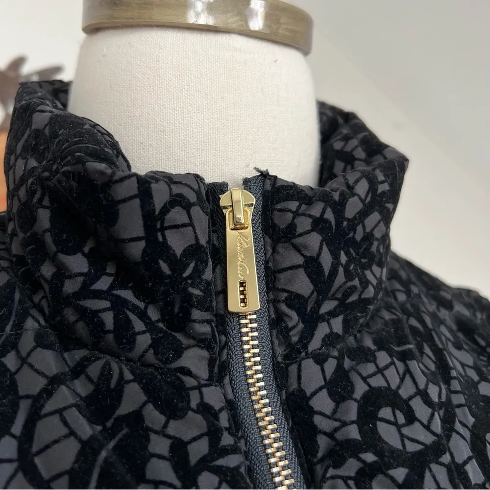 Black Velvet Brocade Detail Puffer Zip Up Vest Small - Image 5