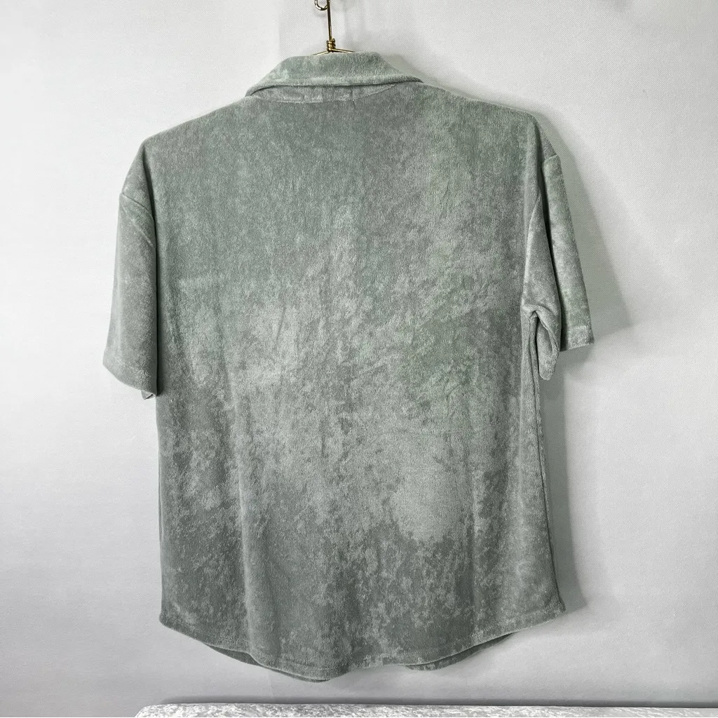 Barefoot Dreams Women's Cozyterry Button-Down Shirt Beach Glass Blue Size XS - Image 3