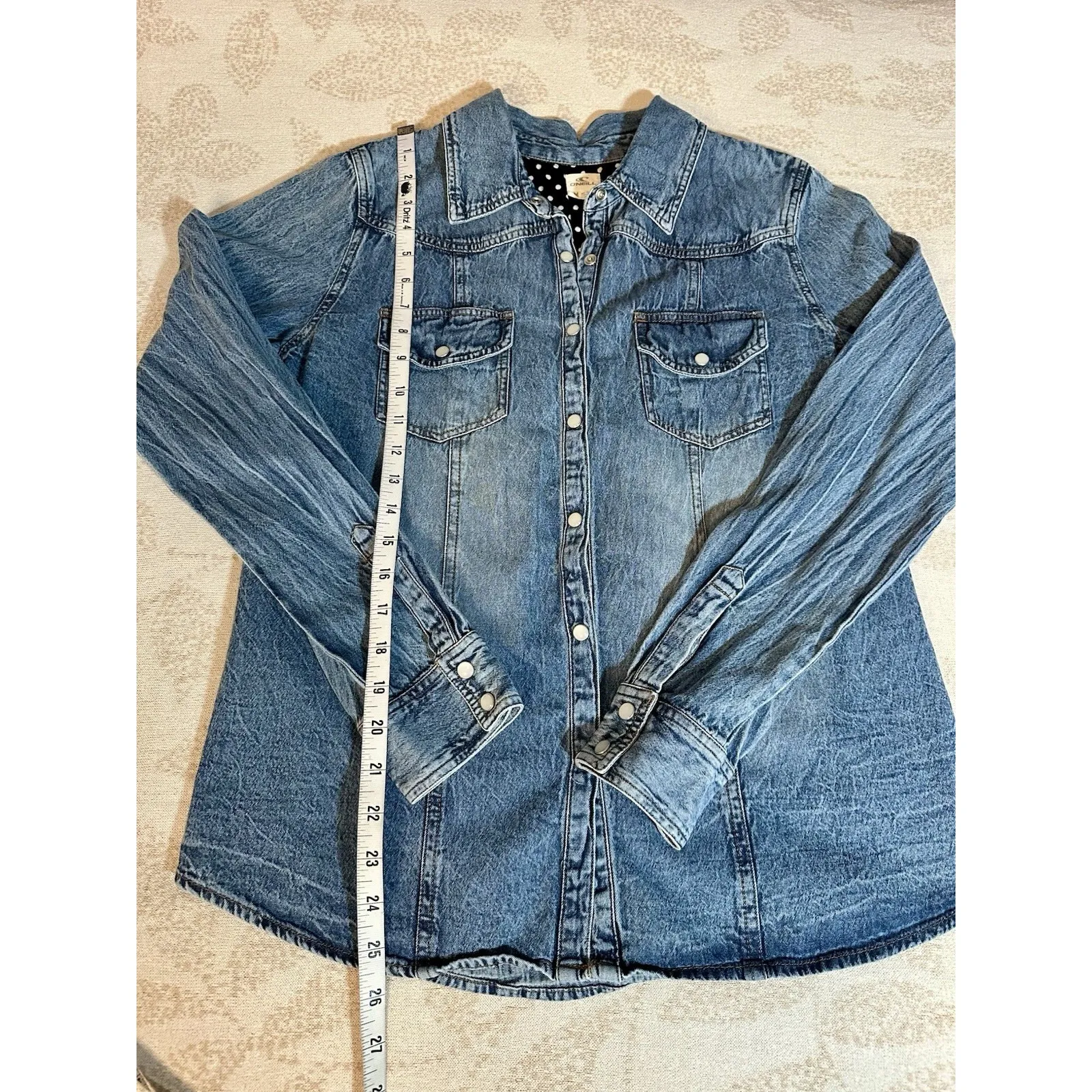 Ladies O'Neil Floral Embroidered Denim Shirt Size Medium - Image 10