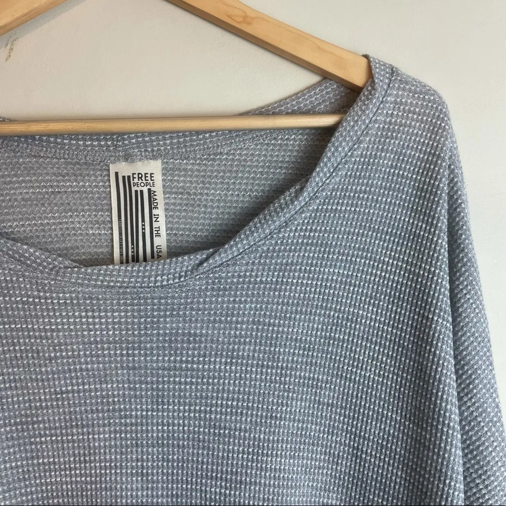 Free People  Oversized Split Back Top - Image 3