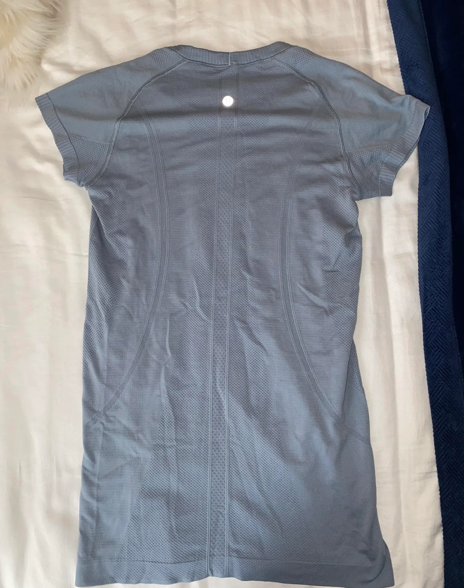 Lululemon shirt - Image 2