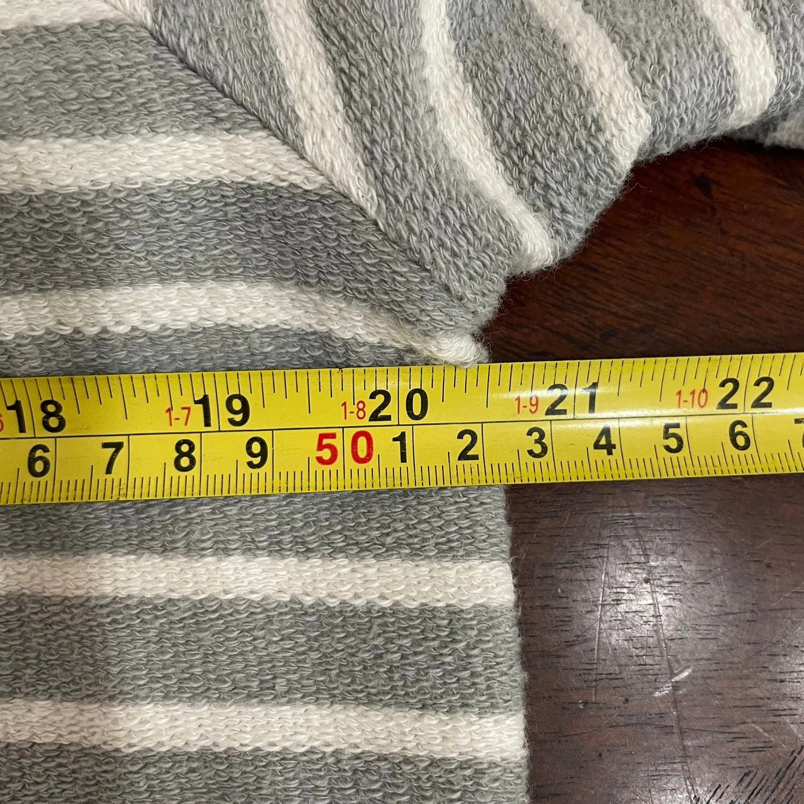 Old Navy Terry Cloth Hoodie Womens Large Kanagroo Pocket Baja Pullover Beach - Image 6