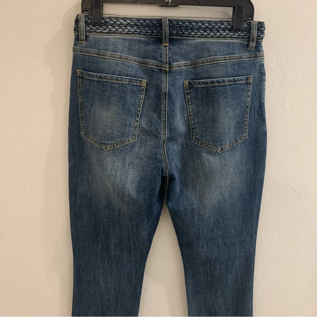 EUC CAbi Button Fly Skinny Distressed Jeans Style 5694 Size 8 - Image 9