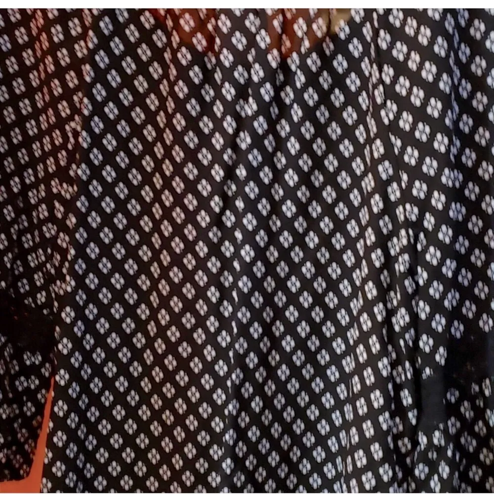 Faded Glory black & white boho blouse - Image 6