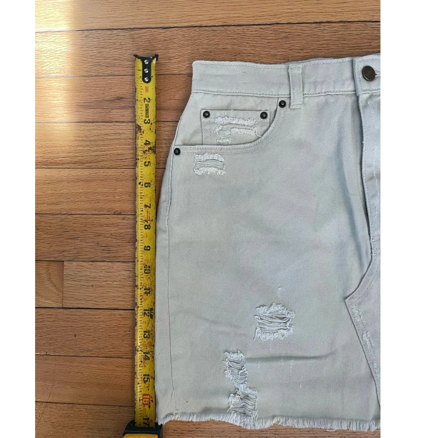 BDG urban outfitters ivory Jean‎ skirt size medium - Image 5