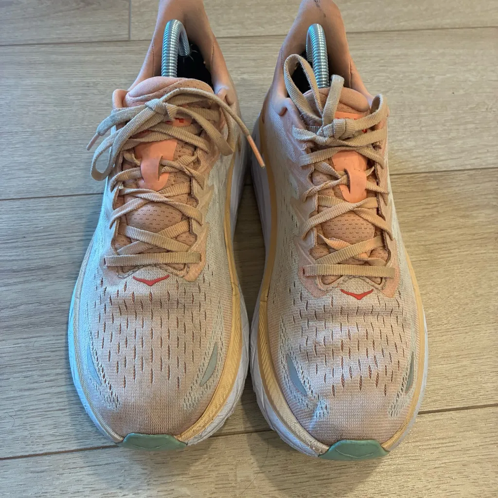 Hoka Women’s Clifton 8 Cantaloupe Silver Peony Pink Running Shoe Size 10.5 - Image 6