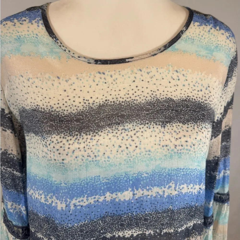 Zac & Rachel soft colors abstract print bell sleeve top size small - Image 2