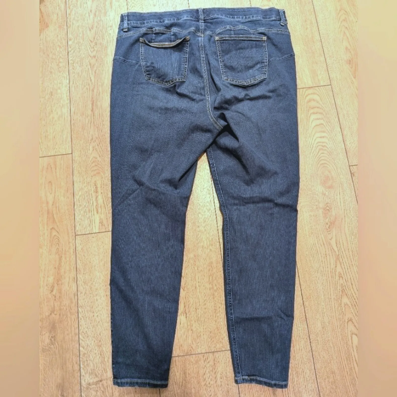 Torrid Premium Plus size 22 R 3X Bombshell Skinny Jegging Denim Jeans - Image 4