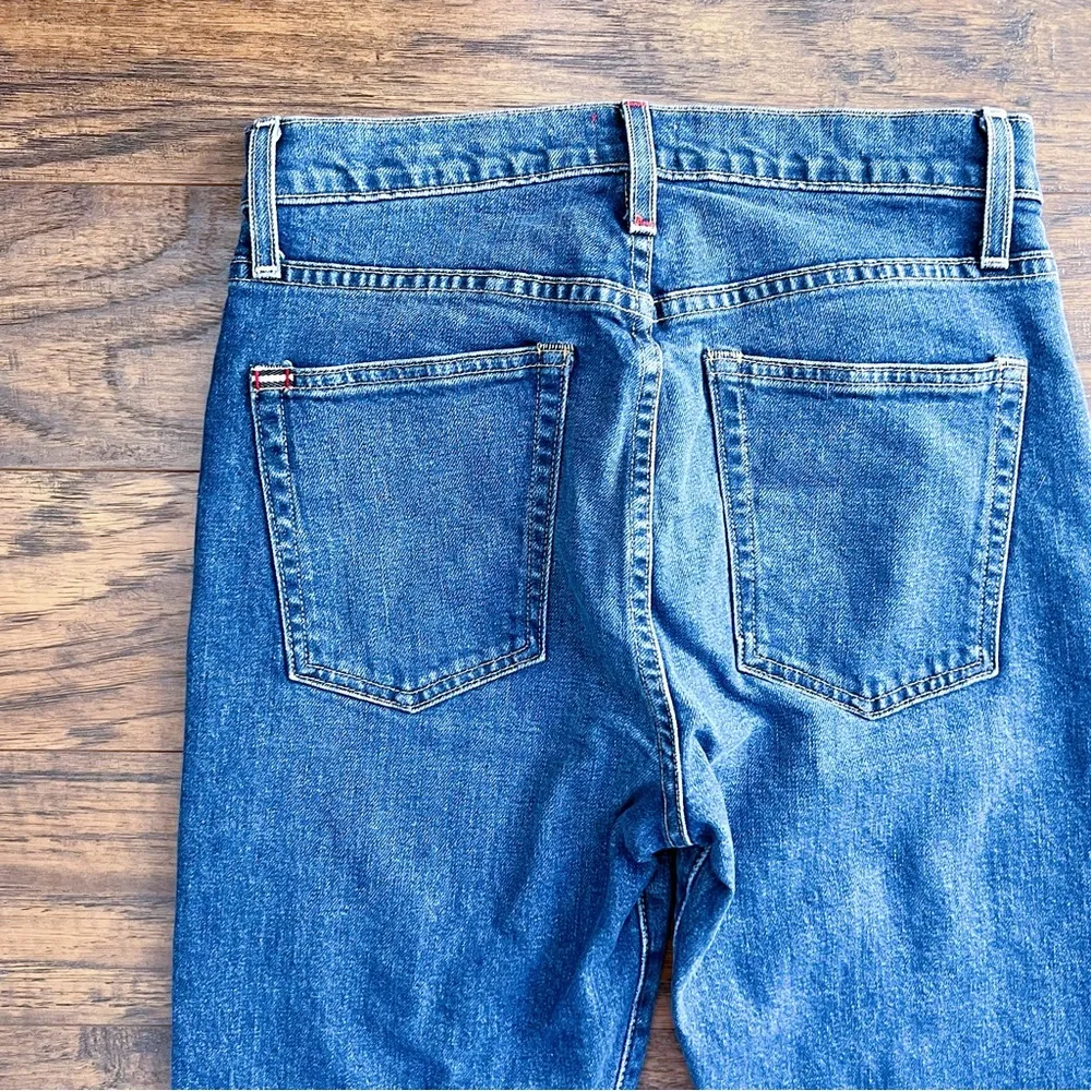 AO.LA • Alice + Olivia Amazing High Rise Slim Girlfriend Jean studded cropped - Image 11