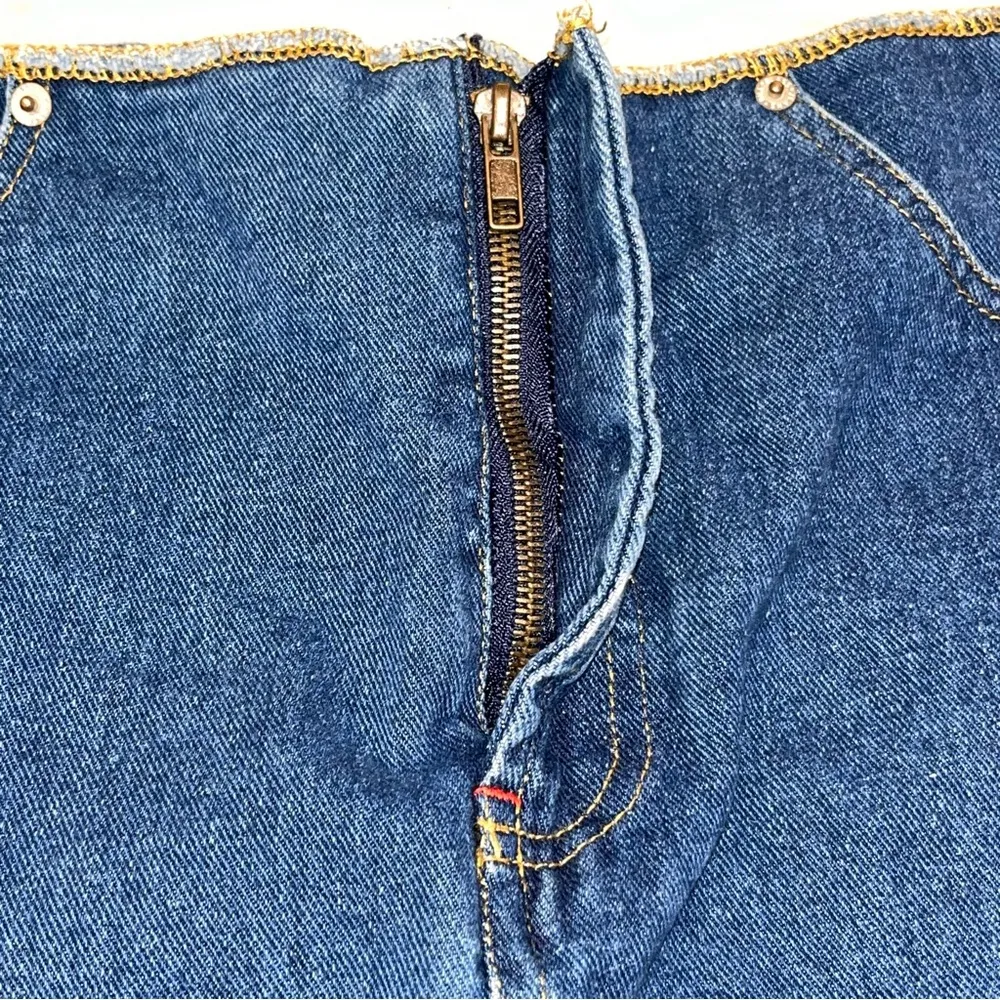 Vintage Bill Blass Y2K Dark Denim Skirt - Image 4