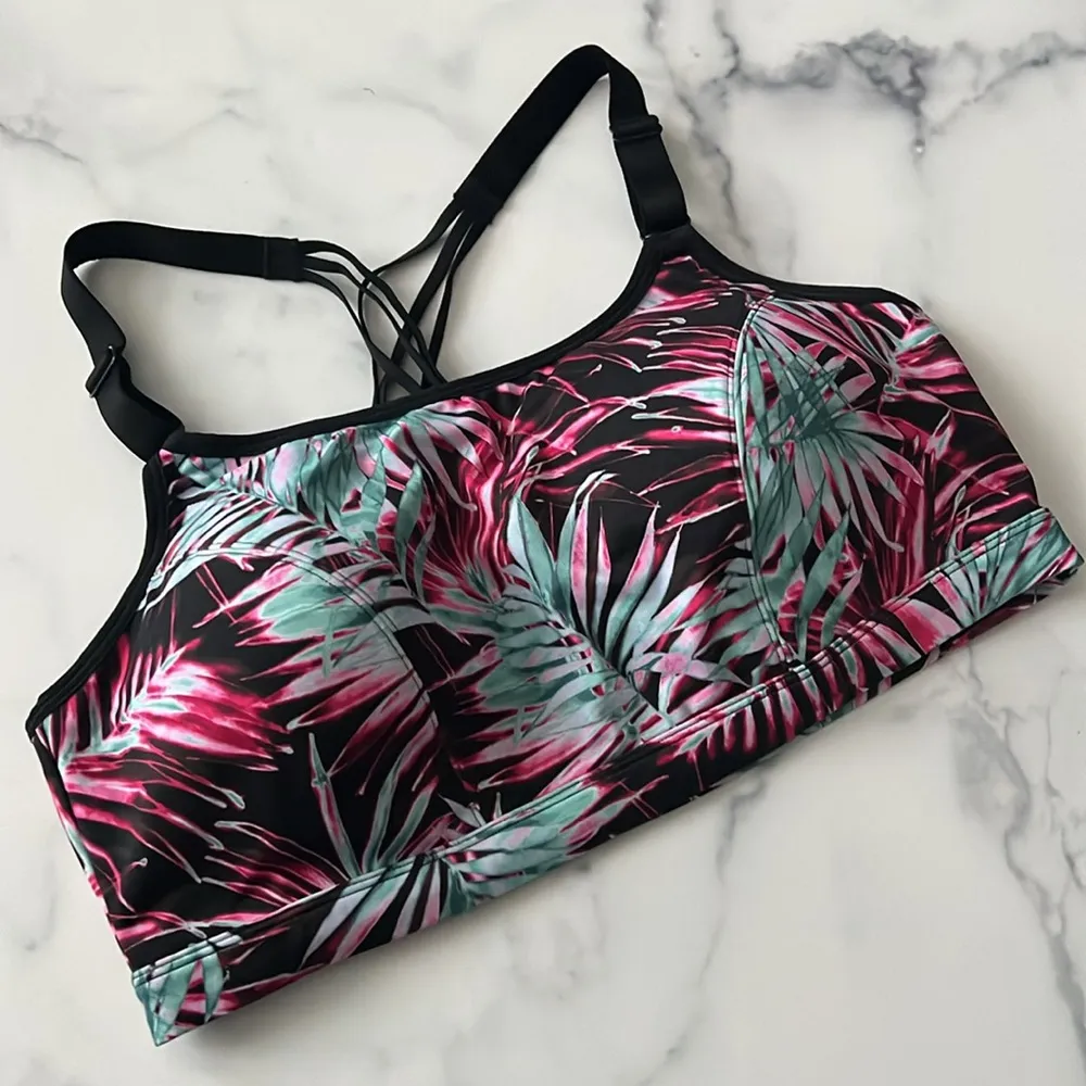 NEW Livi Active Palm Print Underwire Cross - Image 6