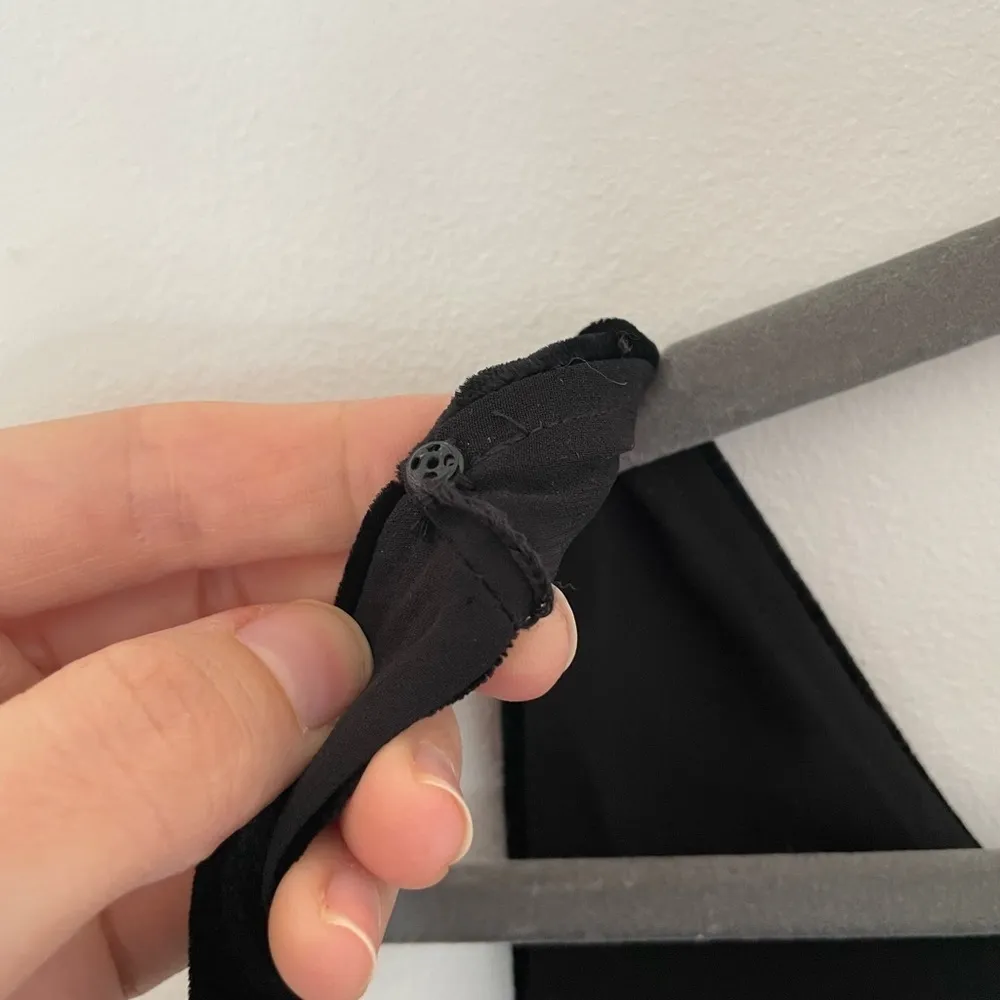 J Crew black velvet scoop neck tank | Size medium - Image 7