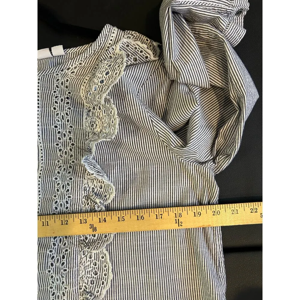 Melrose and Market Blue White Striped Blouse Lace Eyelet Detail Size Large - Image 9