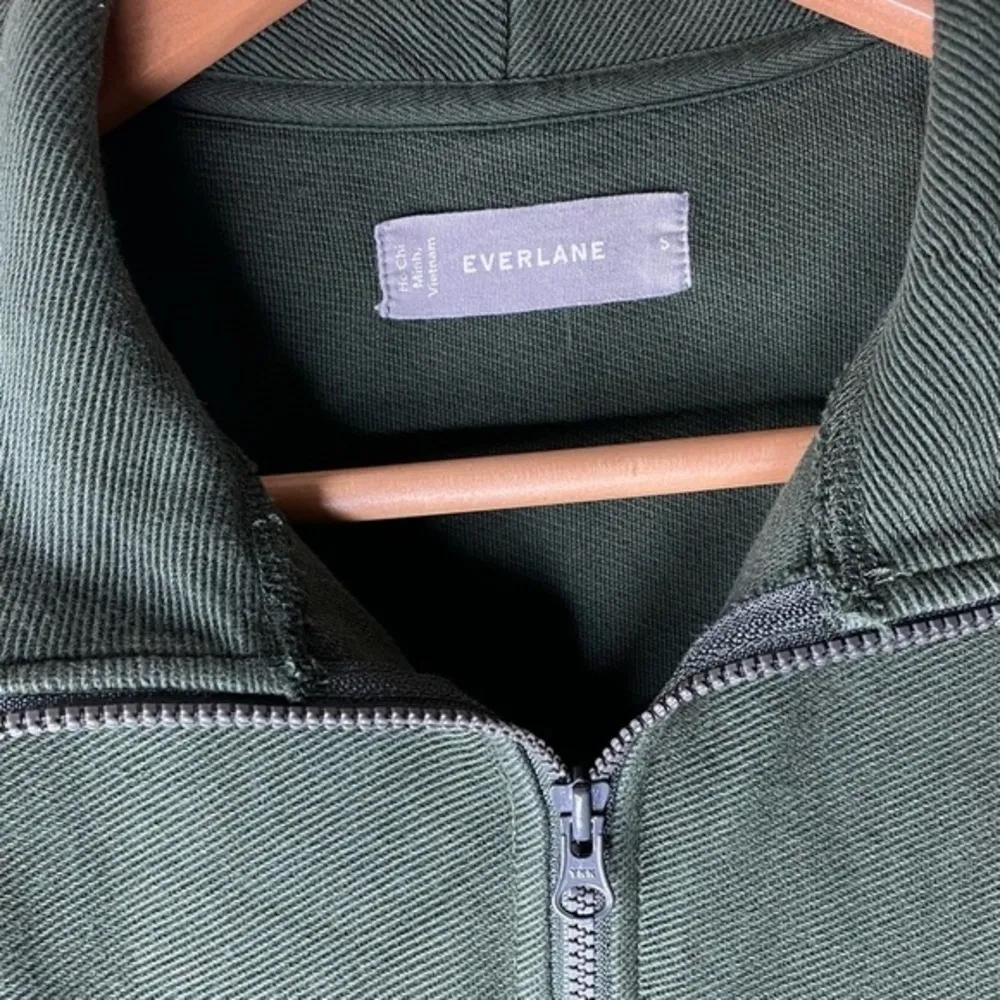 Everlane  forest green half zip sweater with pocket‎ ( S ) - Image 6